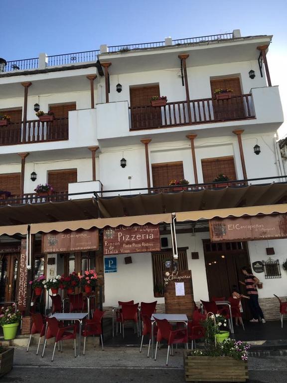 Hostal El Cascapenas De La Alpujarra กาปีเลย์รา ภายนอก รูปภาพ